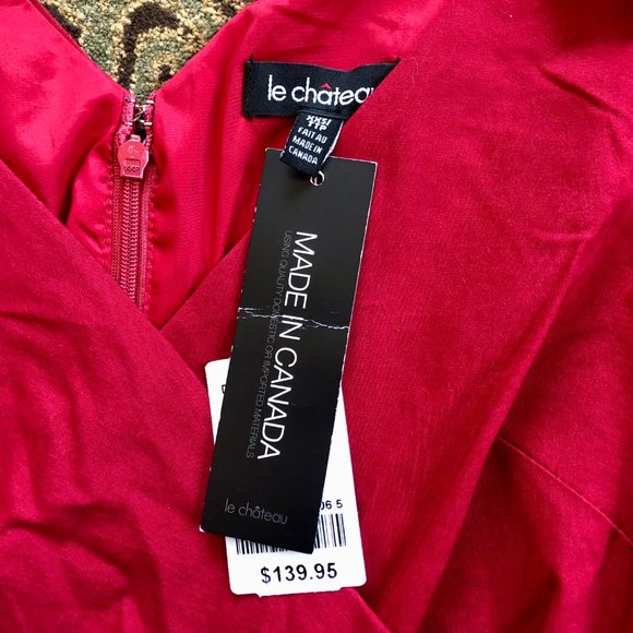 *NWT* Red V-Neck Sleeveless Fitted Dress - Made in Canada - XXS - Picture 8 of 16